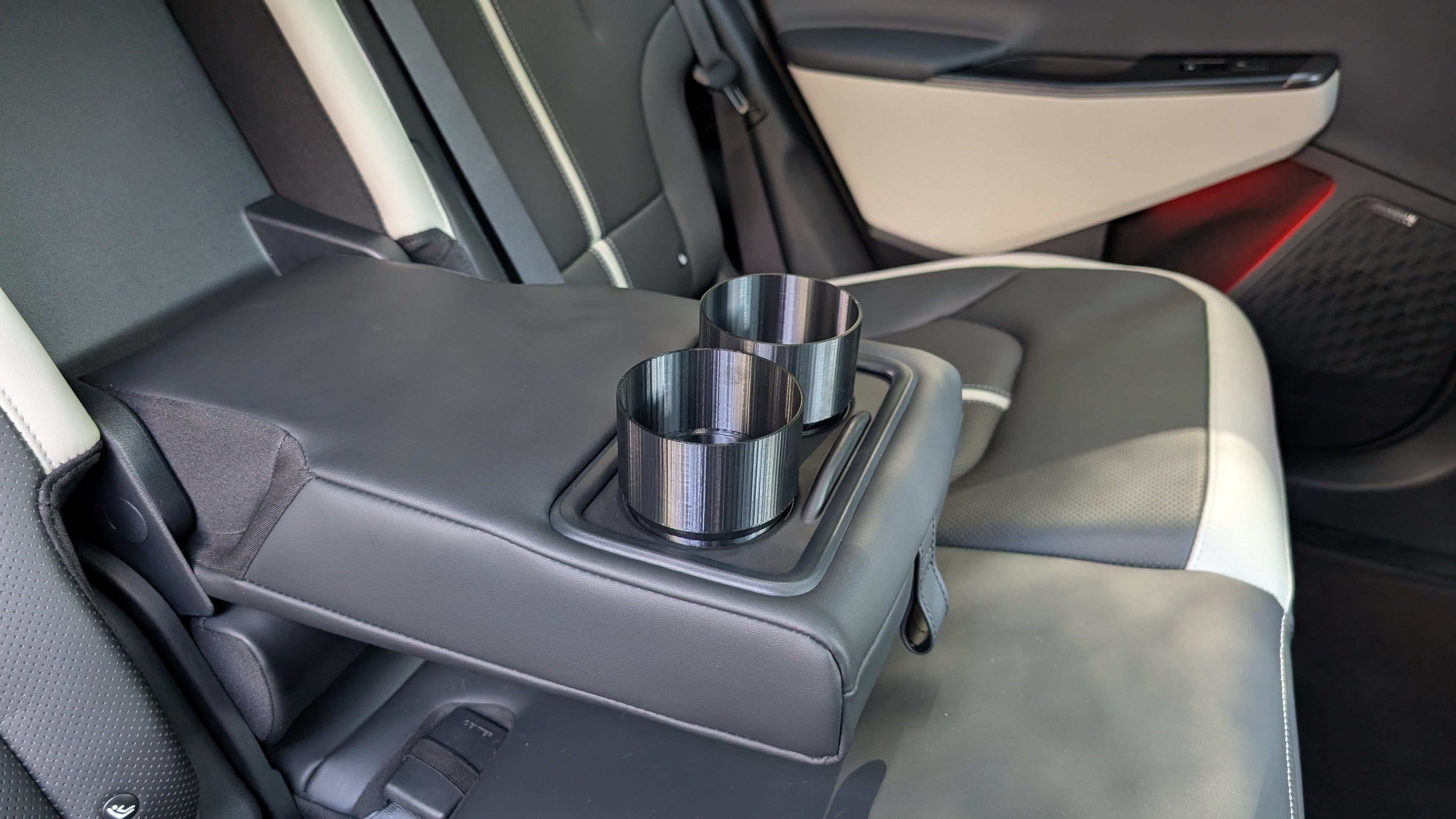 EV6 Rear Cup Holder Expander