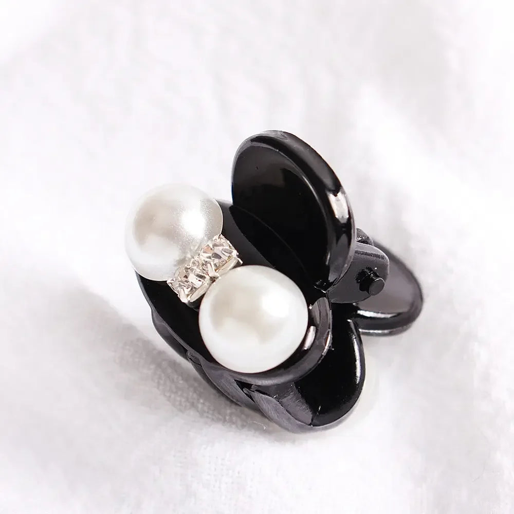 Giant Pearl Acrylic Hair Clip