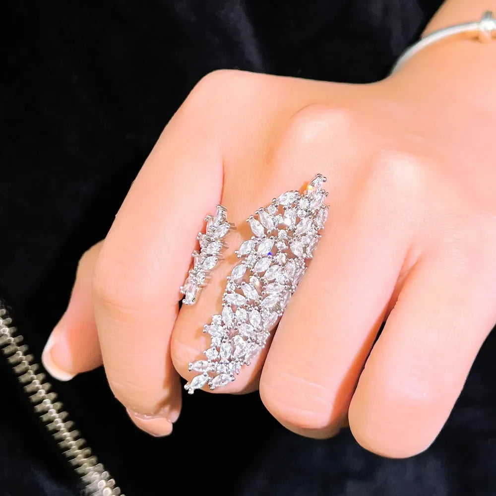 CWWZircons Adjustable Sparkly Big Chunky White Cubic Zirconia Pave Setting Women Party Engagement Long Finger Rings Jewelry R253
