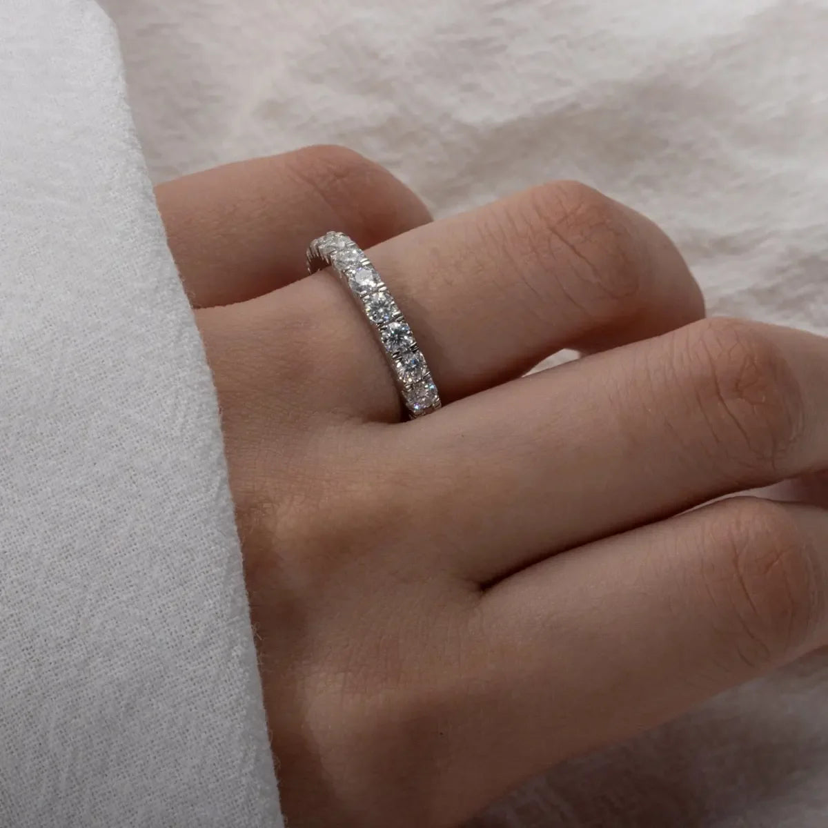 Engagement Ring 2-3ct D Color Moissanite 925 Sterling Silver
