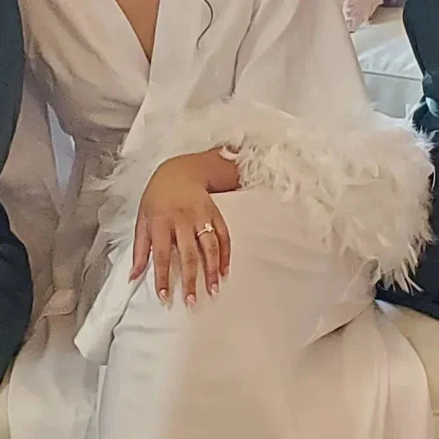 Feather Trim Floor Length Wedding Dressing Gown White Boudoir Satin Kimono Bridal Robes Long Silk Bridesmaid Gift Robe