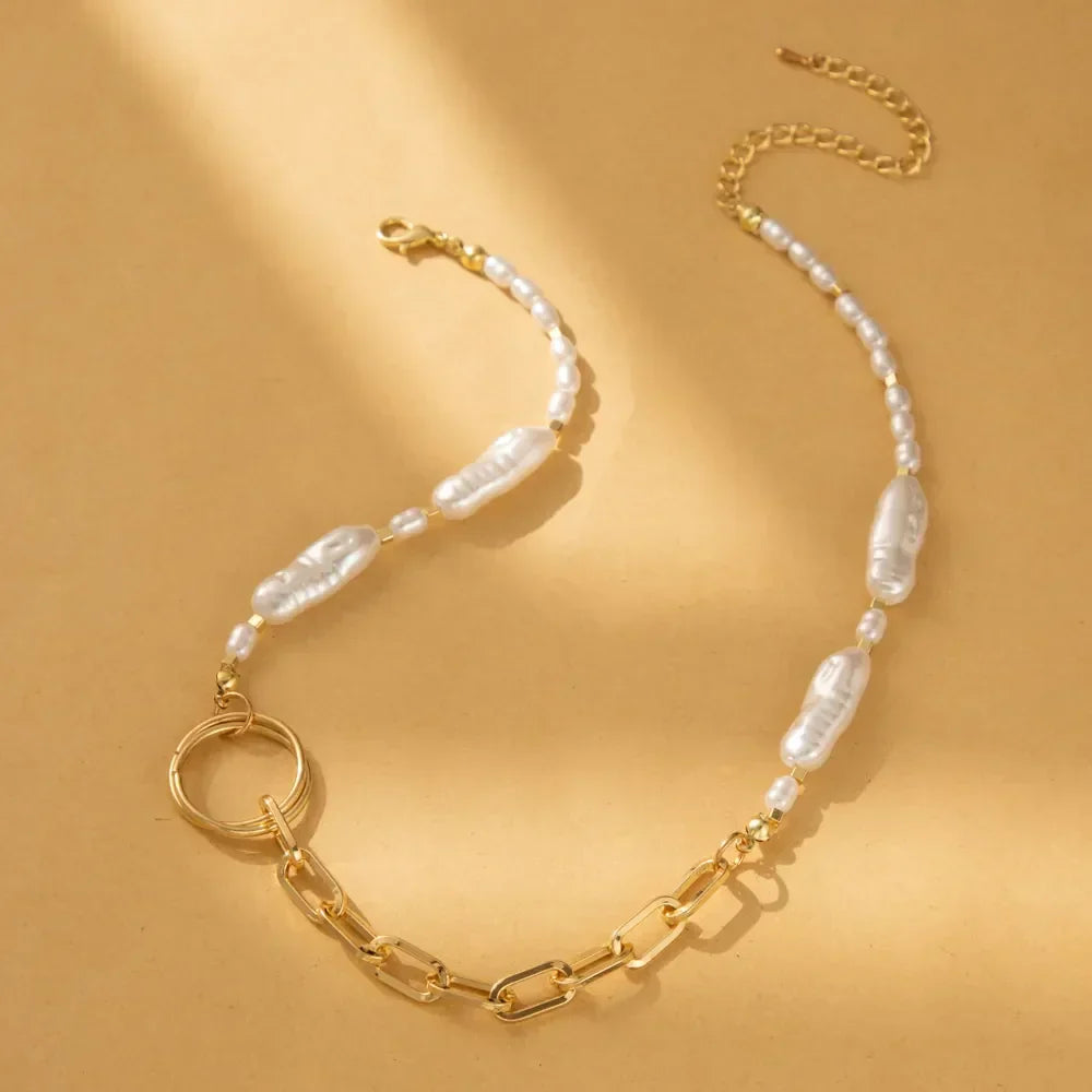 Romantic Trend Niche Irregular Imitation Pearl String Gold Plated O-Chain Splice Necklace Fashion For Women Ball Jewelry Gift