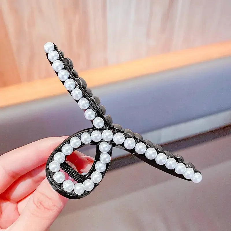 Giant Pearl Acrylic Hair Clip