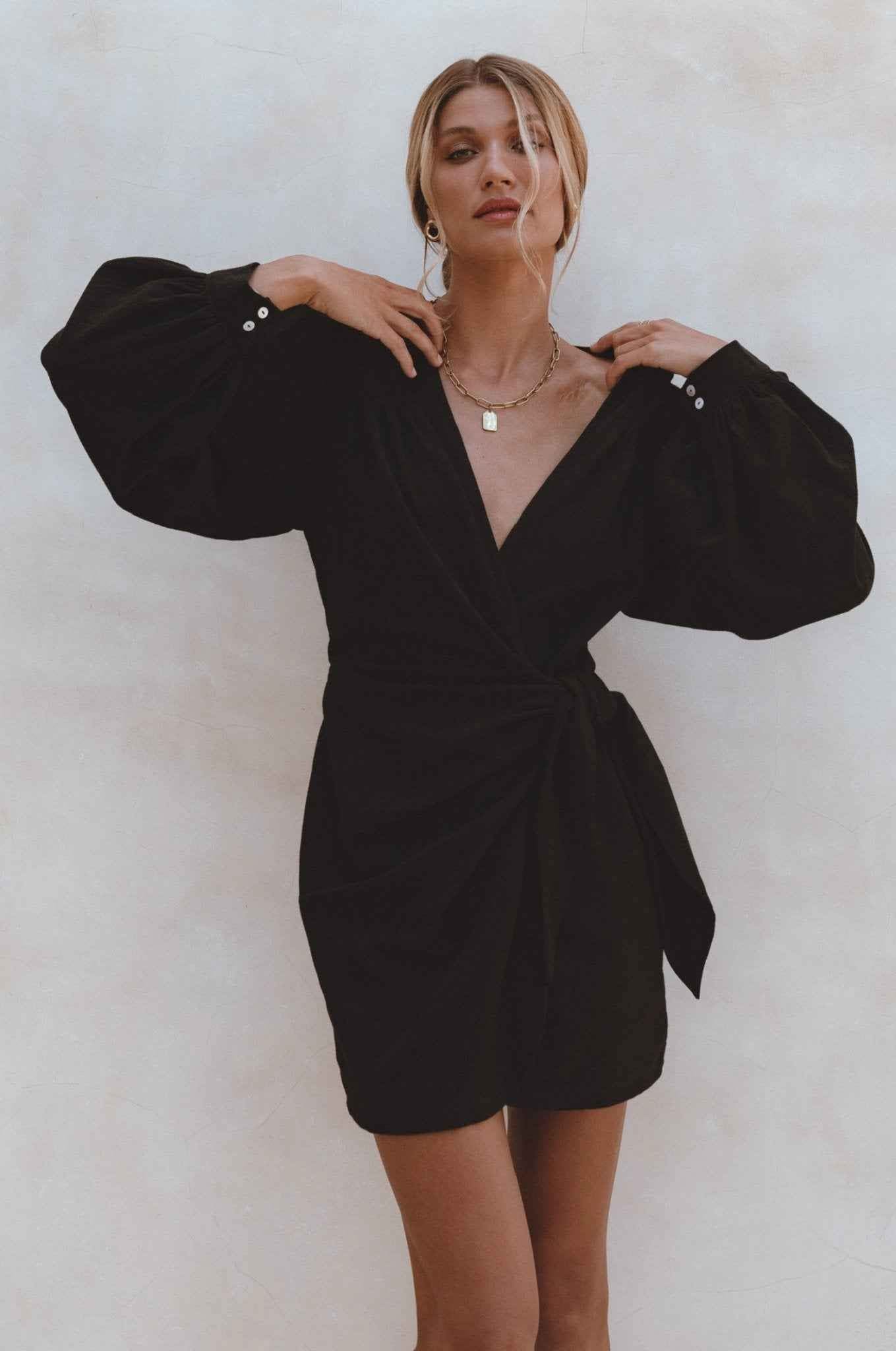 Chic Black Linen Dress : Ti Amo