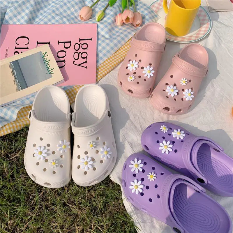 Men's and Women's Summer Hole Sandals and Slippers