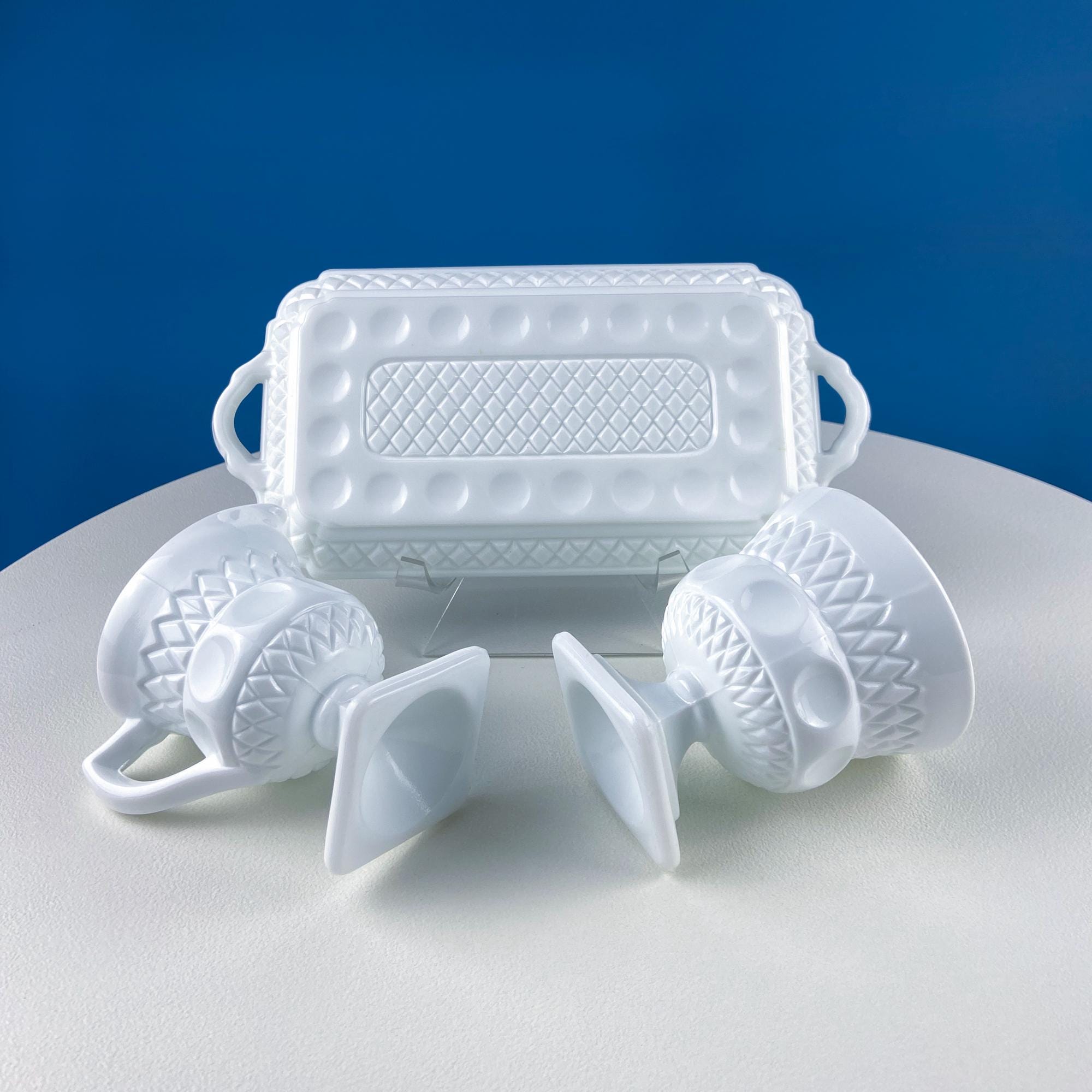 Vintage Fenton Milk Glass Sugar Bowl & Creamer on Matching Tray. White Thumb Print Serving Dishes. Collectible Glass. Dining Room Servware.