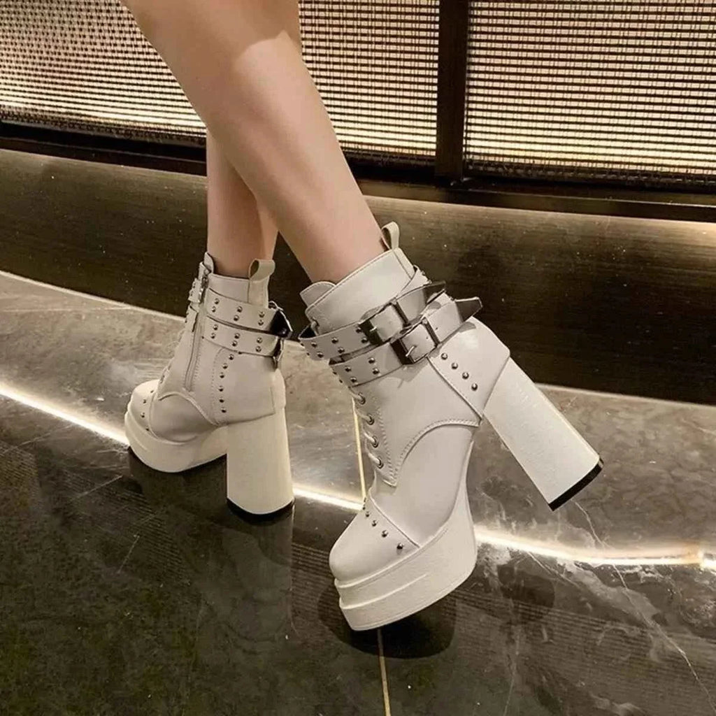 Elegant Round Toe Block : Heels Boots