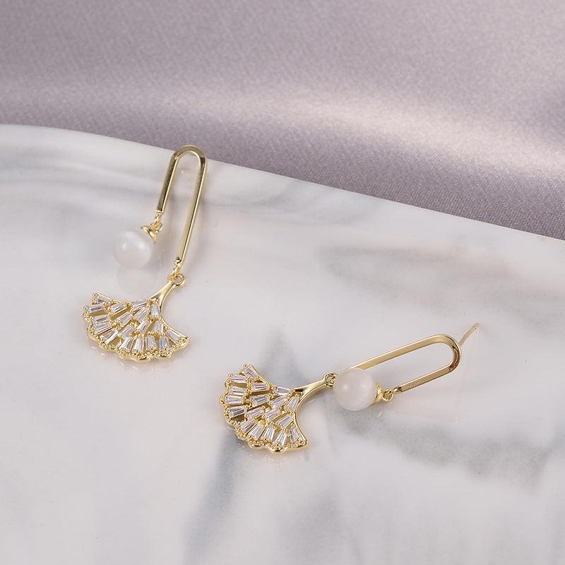 GOLDEN PEARL