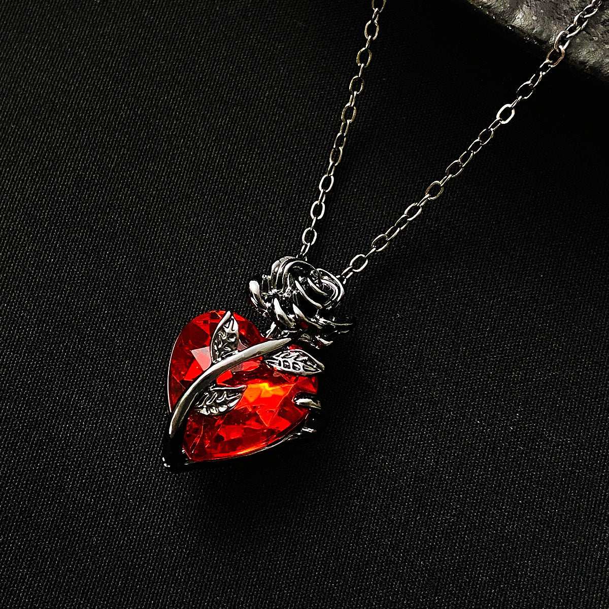 ETERNAL LOVE ROSE