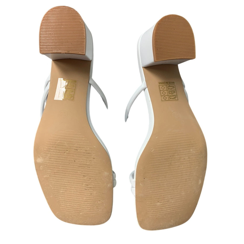 Shoe'N Tale Womens 6.5 White Faux Leather Open Toe 2.25" Heel Slide On Sandals