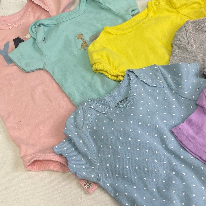 Lot of 8 Carter's Baby Girls 9 Mos Short Sleeve One Piece Outfits Tops Clothing