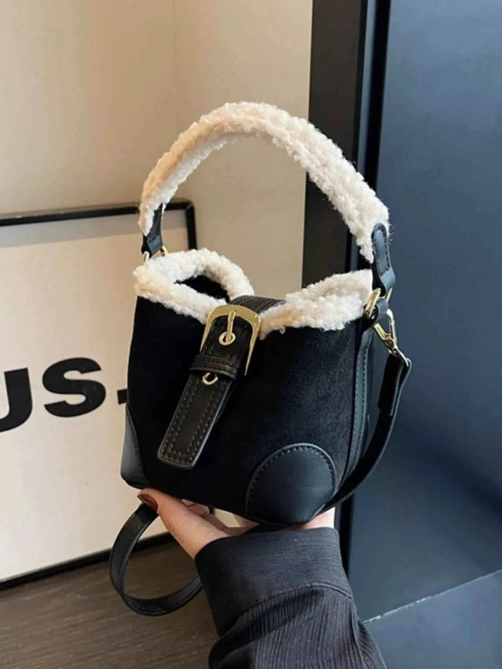 Fuzzy Trim Bucket : Crossbody Bag