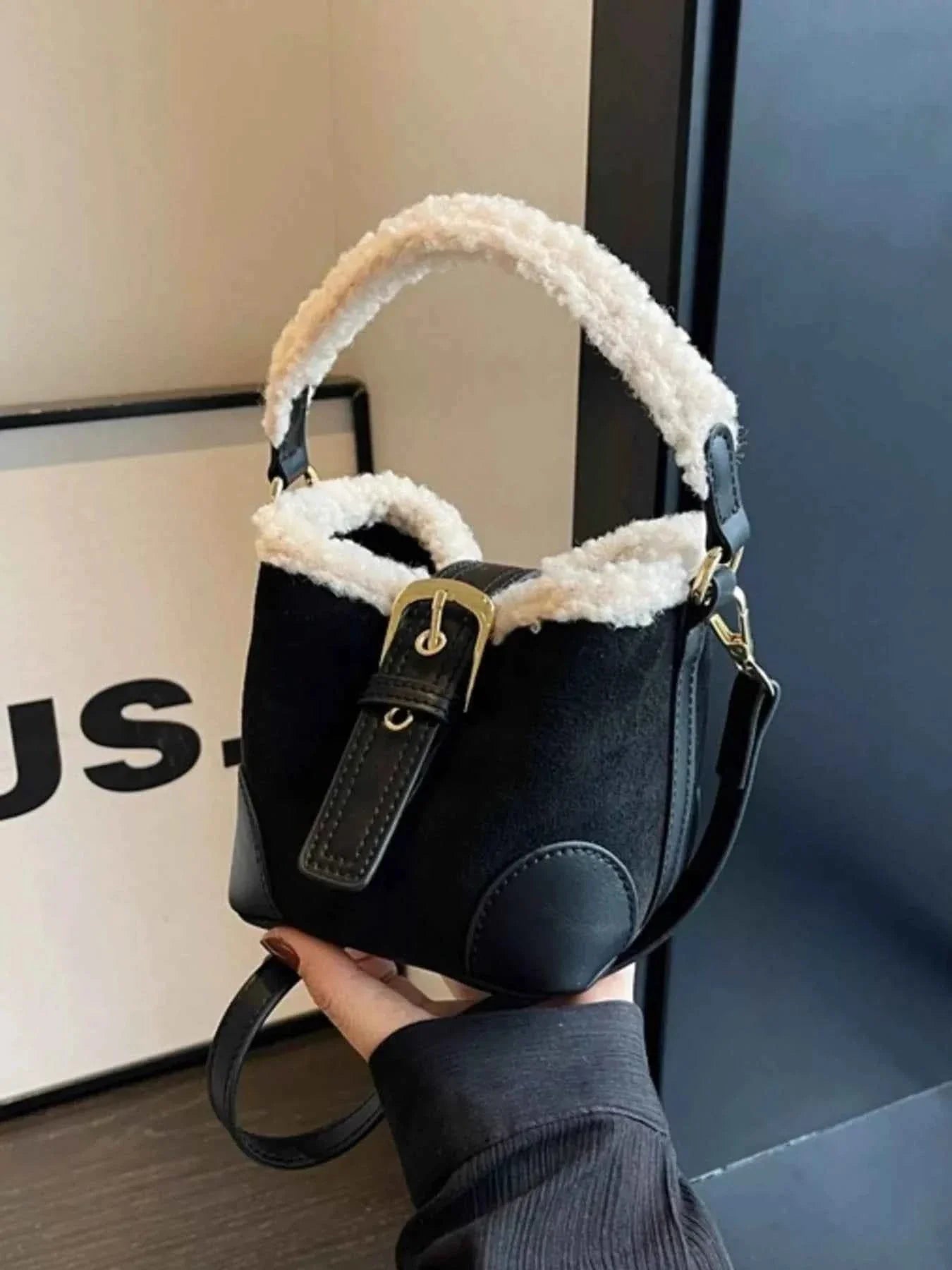 Fuzzy Trim Bucket : Crossbody Bag