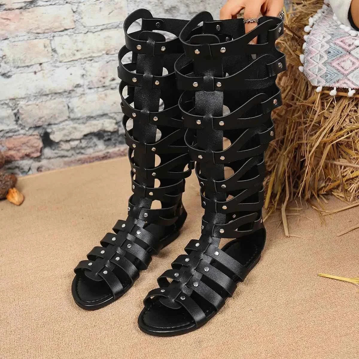 Stylish Open Toe : Lace-Up Sandals