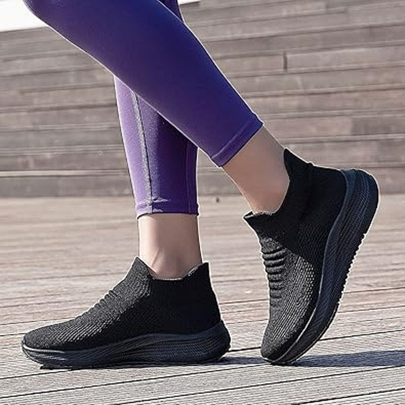 Shulook Womens Size 6.5 Black Mesh Slip On Breathable Comfort Walking Shoes