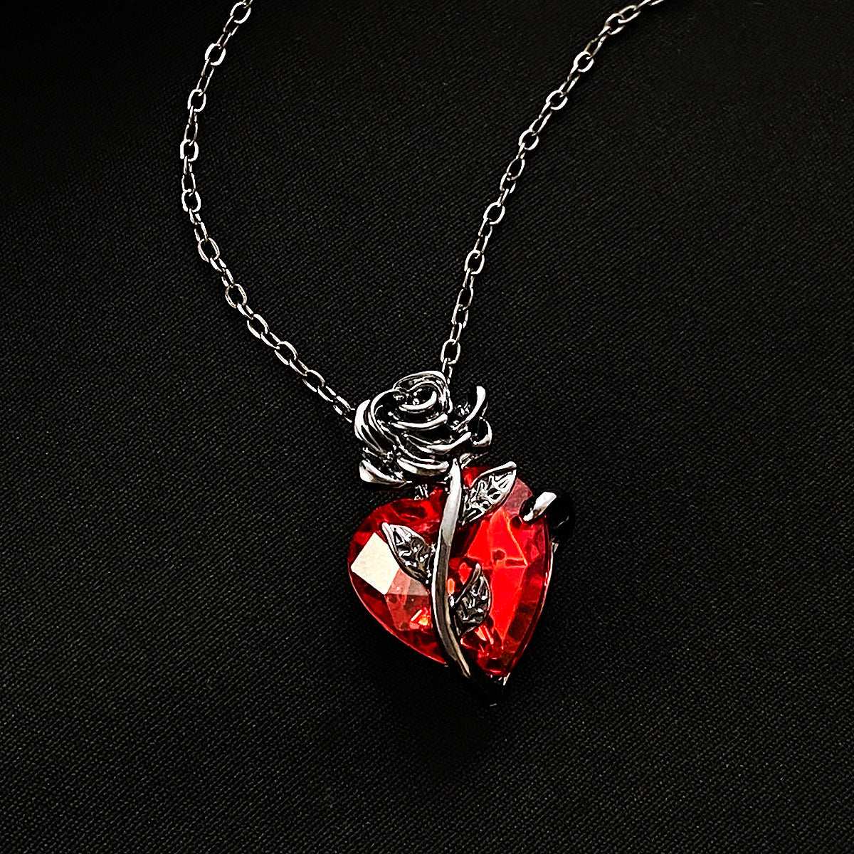 ETERNAL LOVE ROSE
