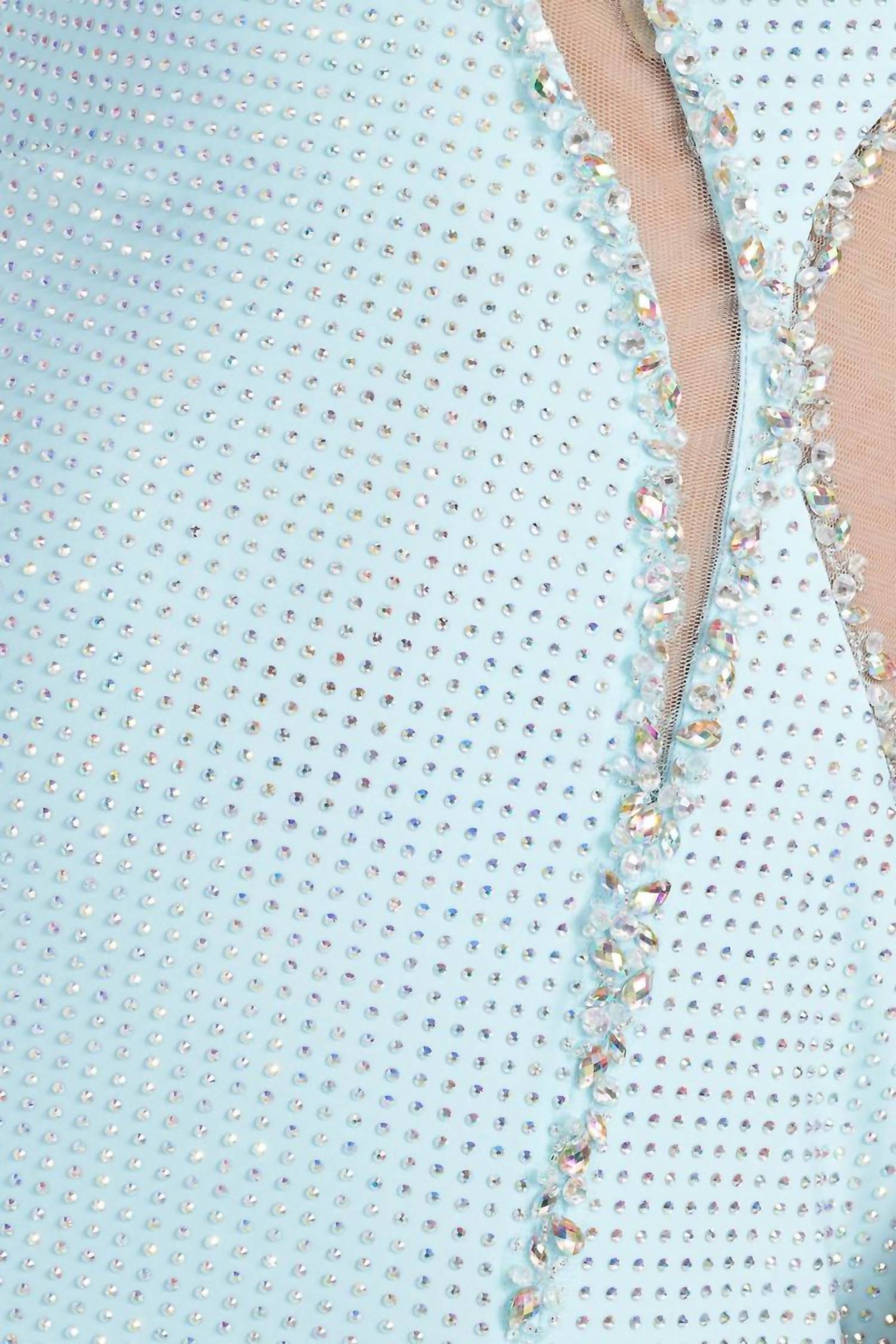 V-neck Alluring Gown