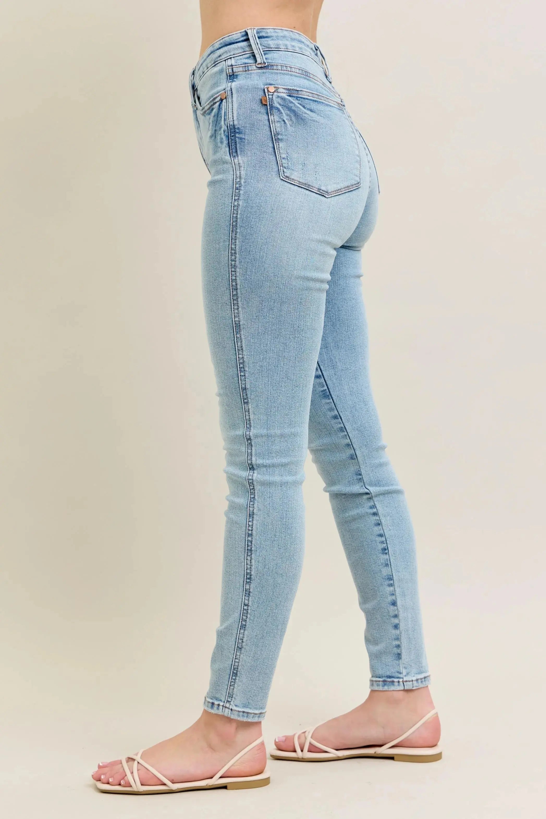 Full Size Mr Tummy Control Vintage Wash Skinny Judy Blue Jeans