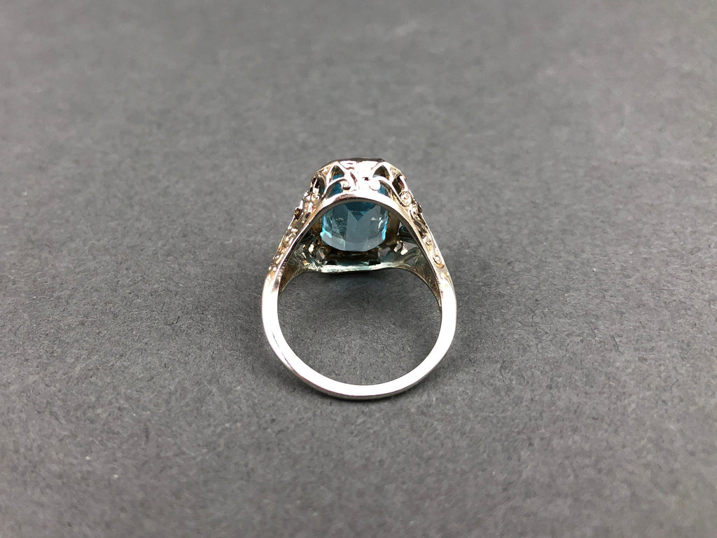 Art Deco 14k Gold 5ct Sky Blue Topaz Ring