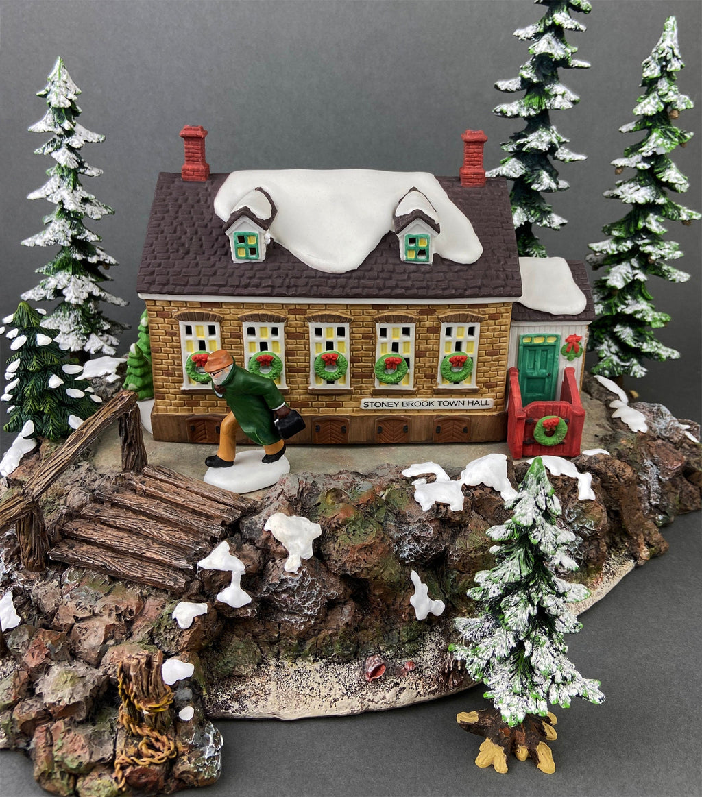 Department 56 Christmas Village Accessories. Illuminated Cottage of Bob Cratchit and Tiny Tim. Dicken's Village Series.