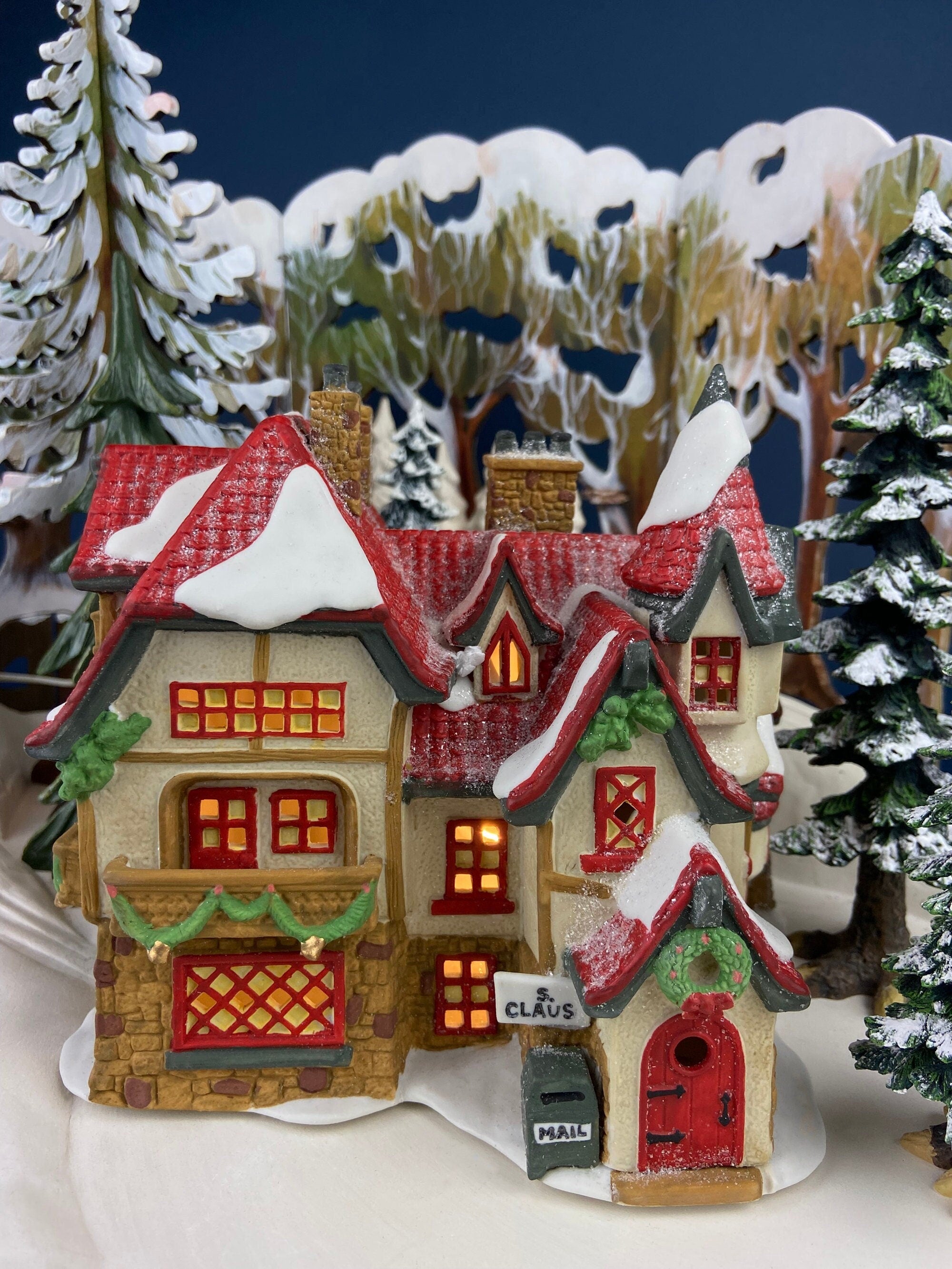 Illuminated Aldeburgh Music Box Shop. Celebrating Music. Christmas Village Porcelain House and Built-in Music Box. Dickens' Village Series.