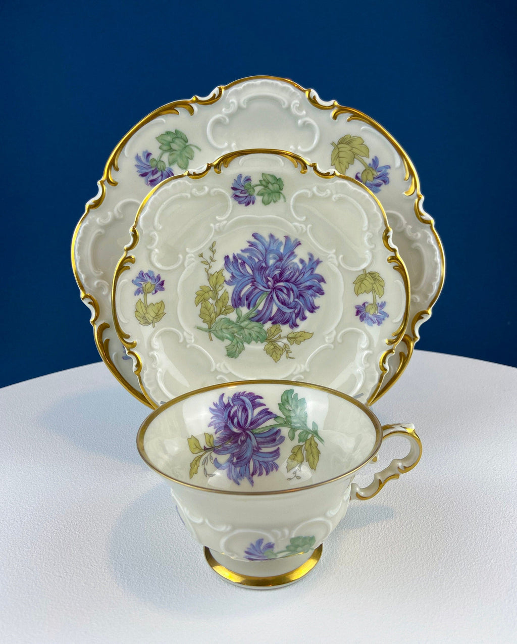 Vintage Cup and Saucer with Yellow Birds. Queens's Fine Bone China. Birds of America. Pair of Finches. Gift of Love. Modern Farmhouse.