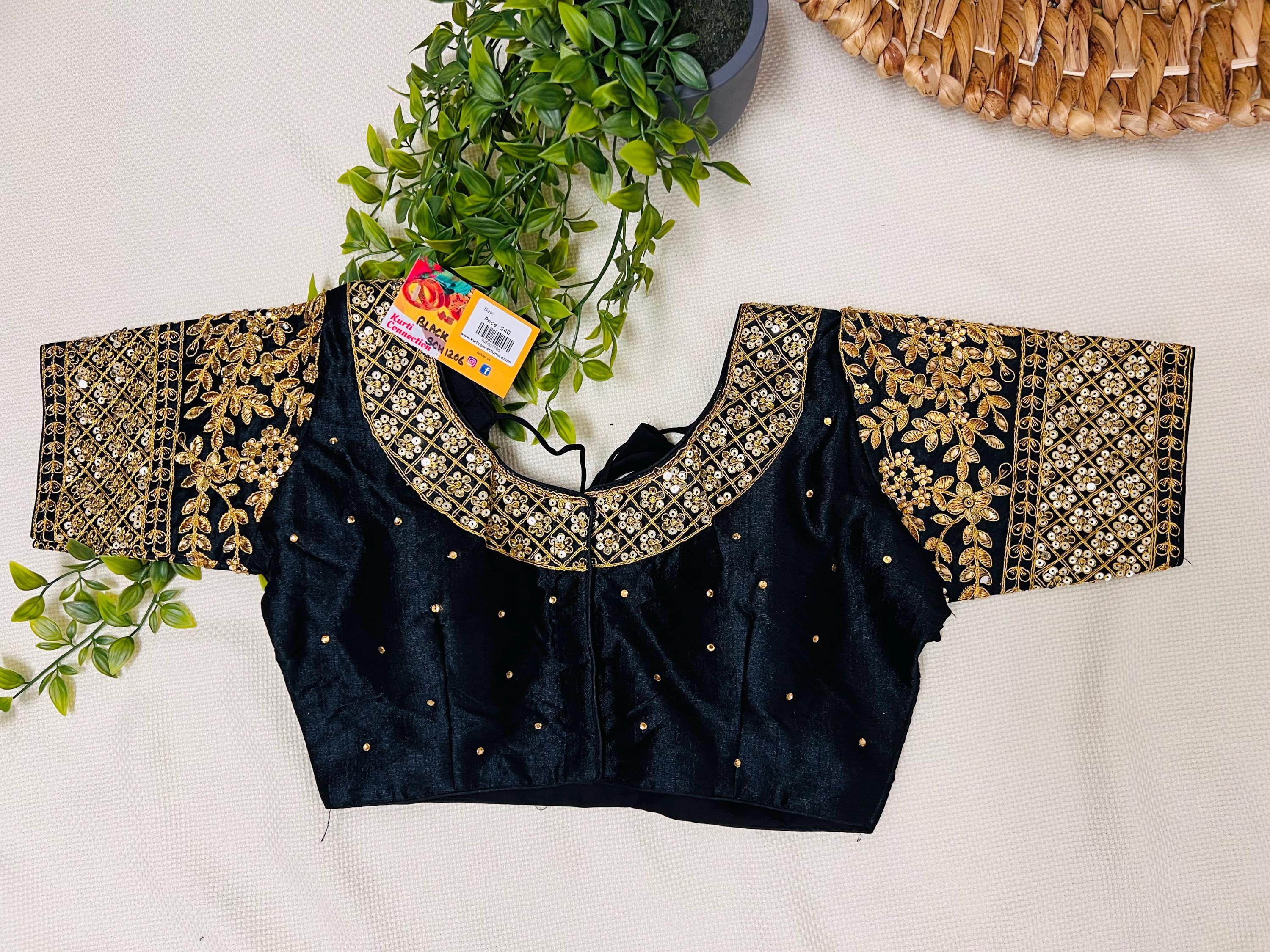 Silk blouse : front hooks | colors available