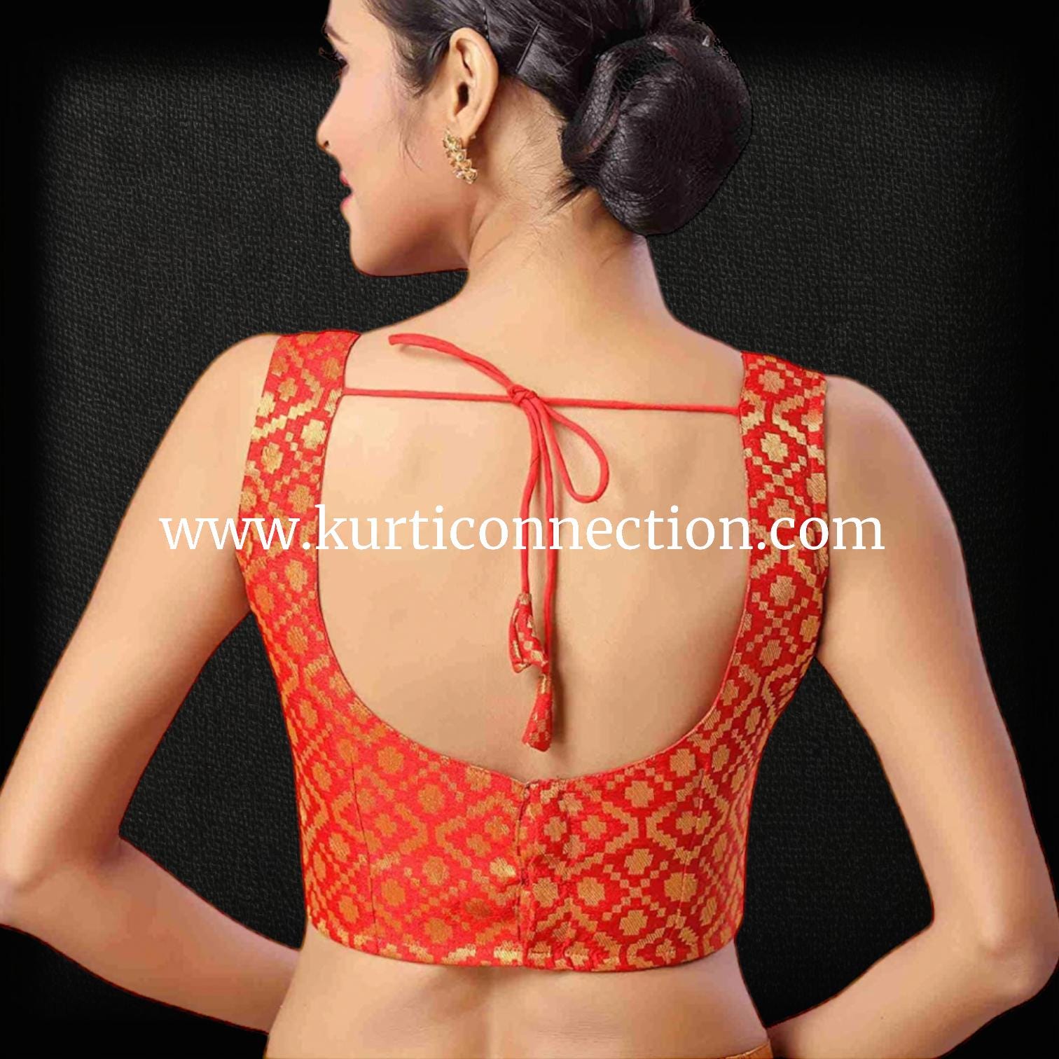 Red Sleeveless blouse