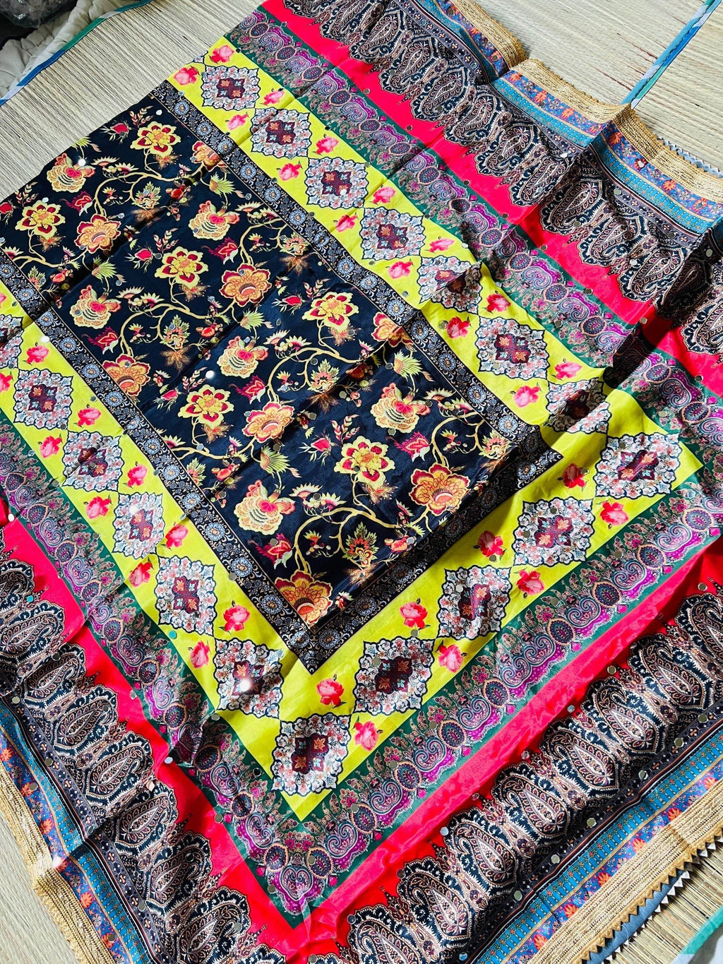 Digital print dupatta / Pakistani mirror work dupatta