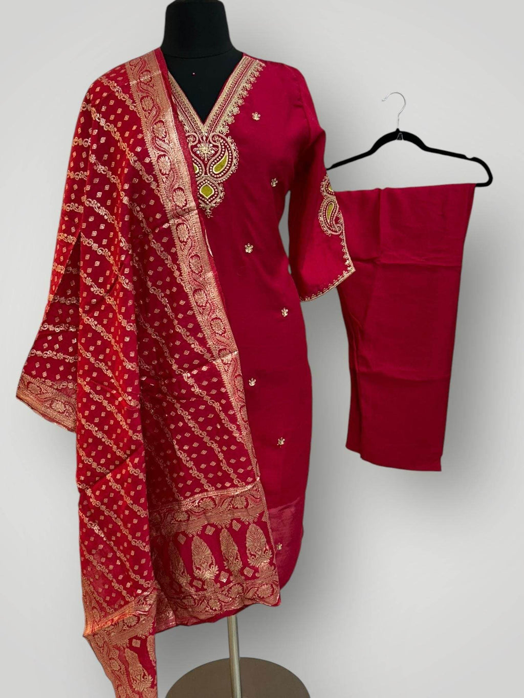 Shimmer silk Kurti set : Dark pink