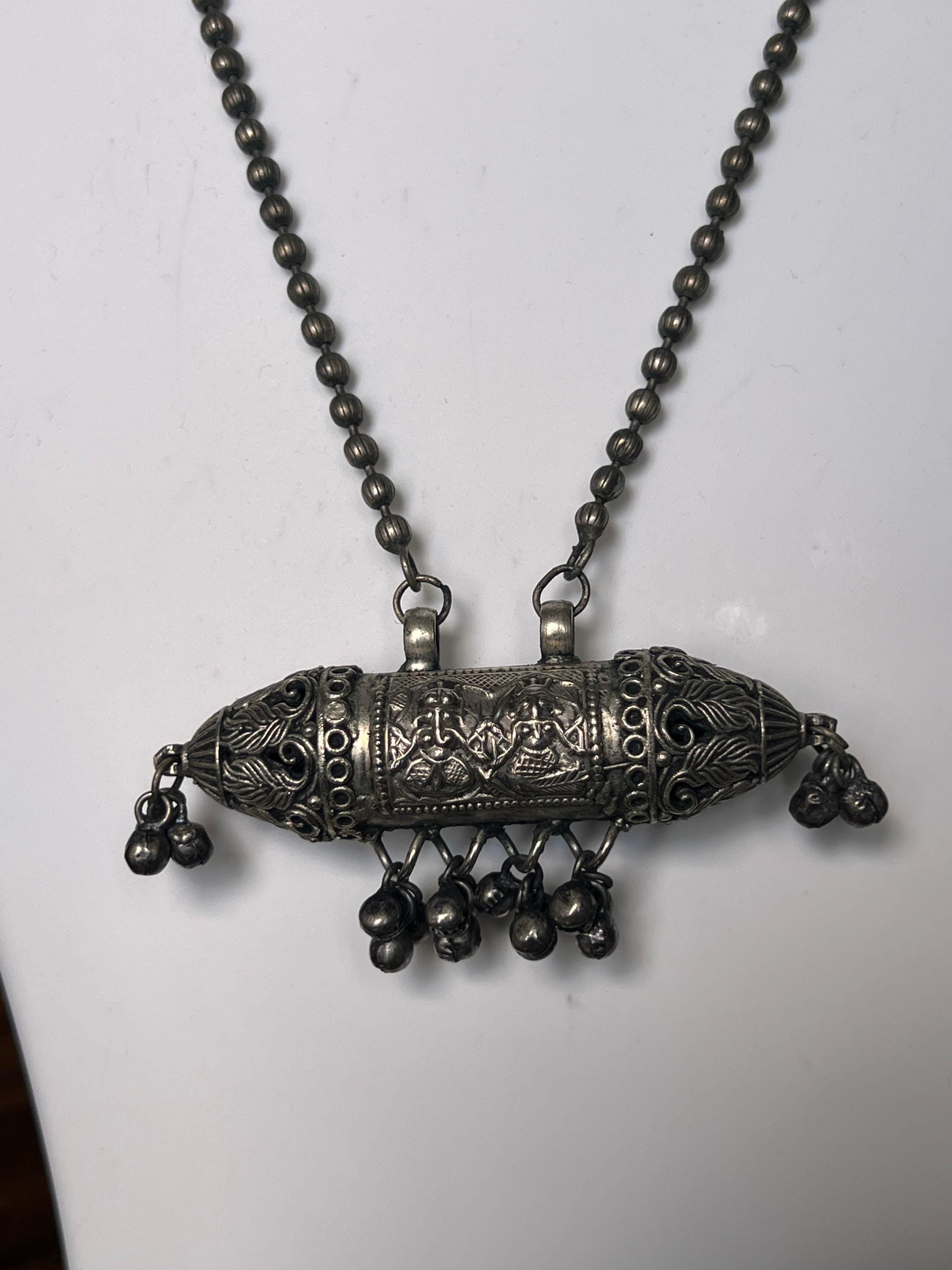 Oxidized necklace