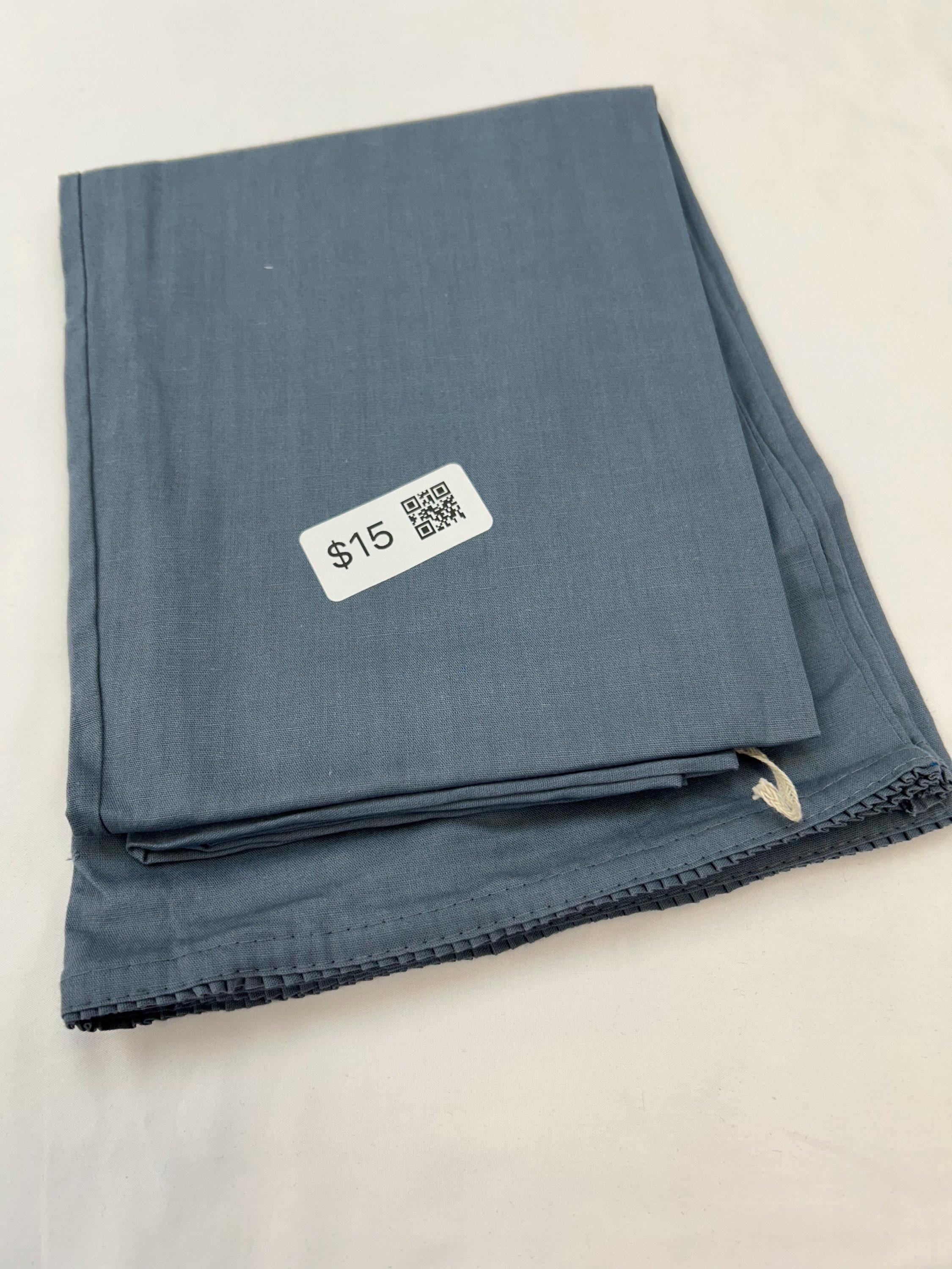 Dark grey | inskirt : saree petticoat