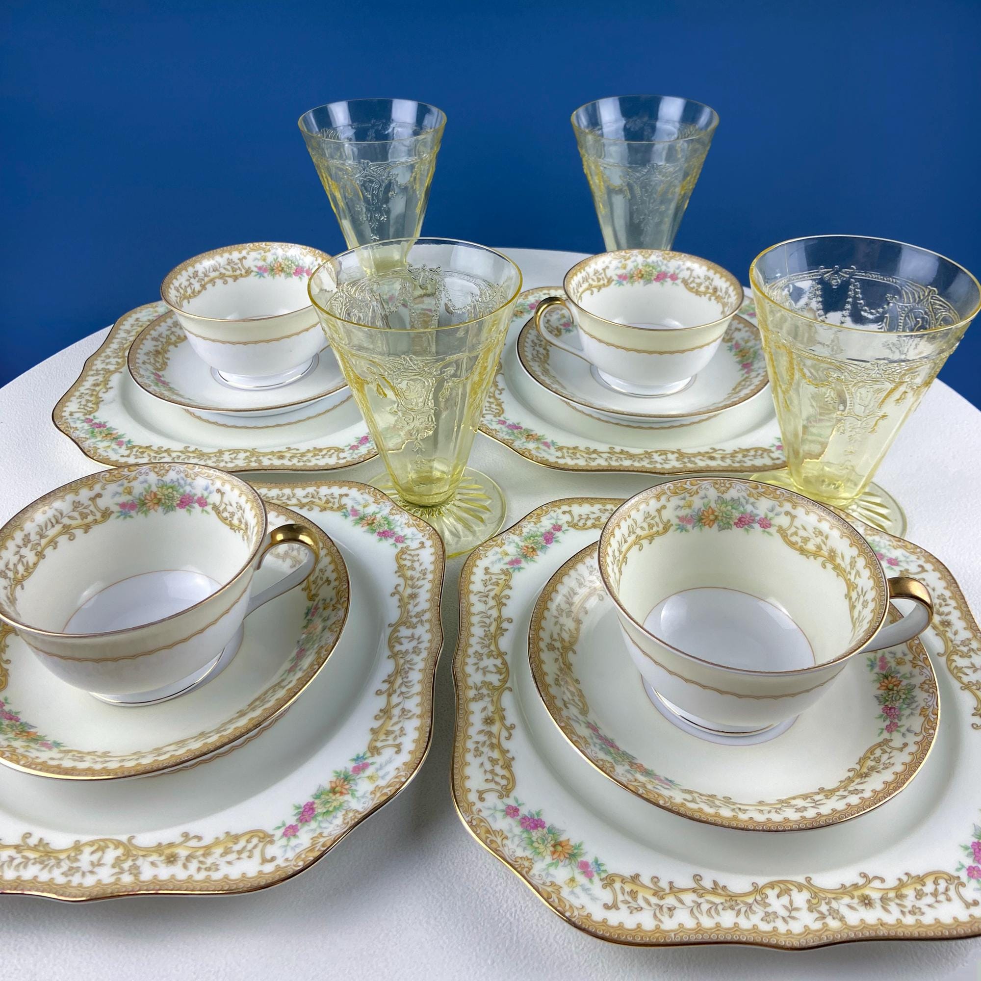 Dessert Salad Plates by Noritake, Elvira Pattern. 5 Porcelain Square Plates with Gold Garland Motifs. Hosting Essentials. Dining Room Decor.
