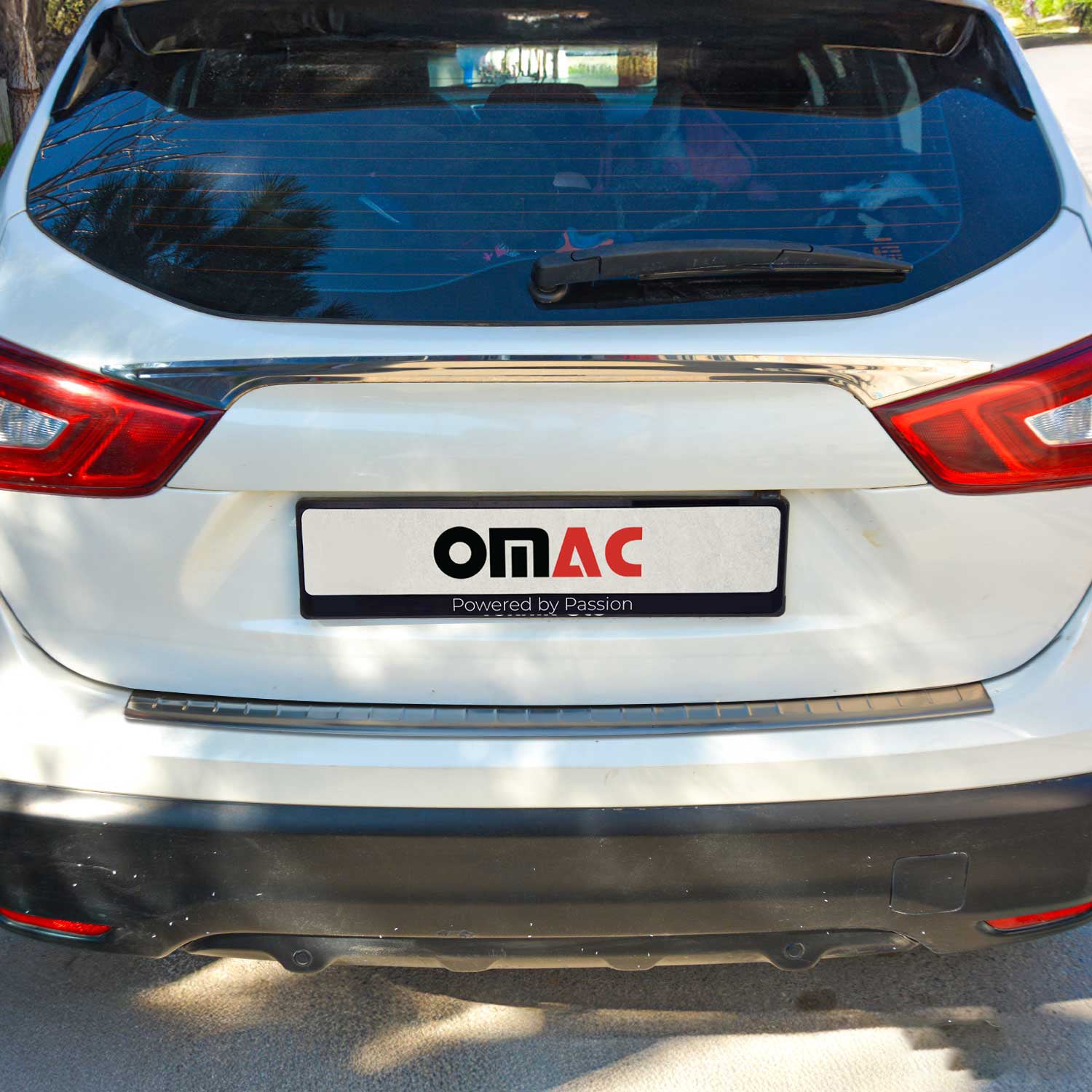 2017-2020 Nissan Rogue Sport Rear Bumper Guard Stainless Steel Dark