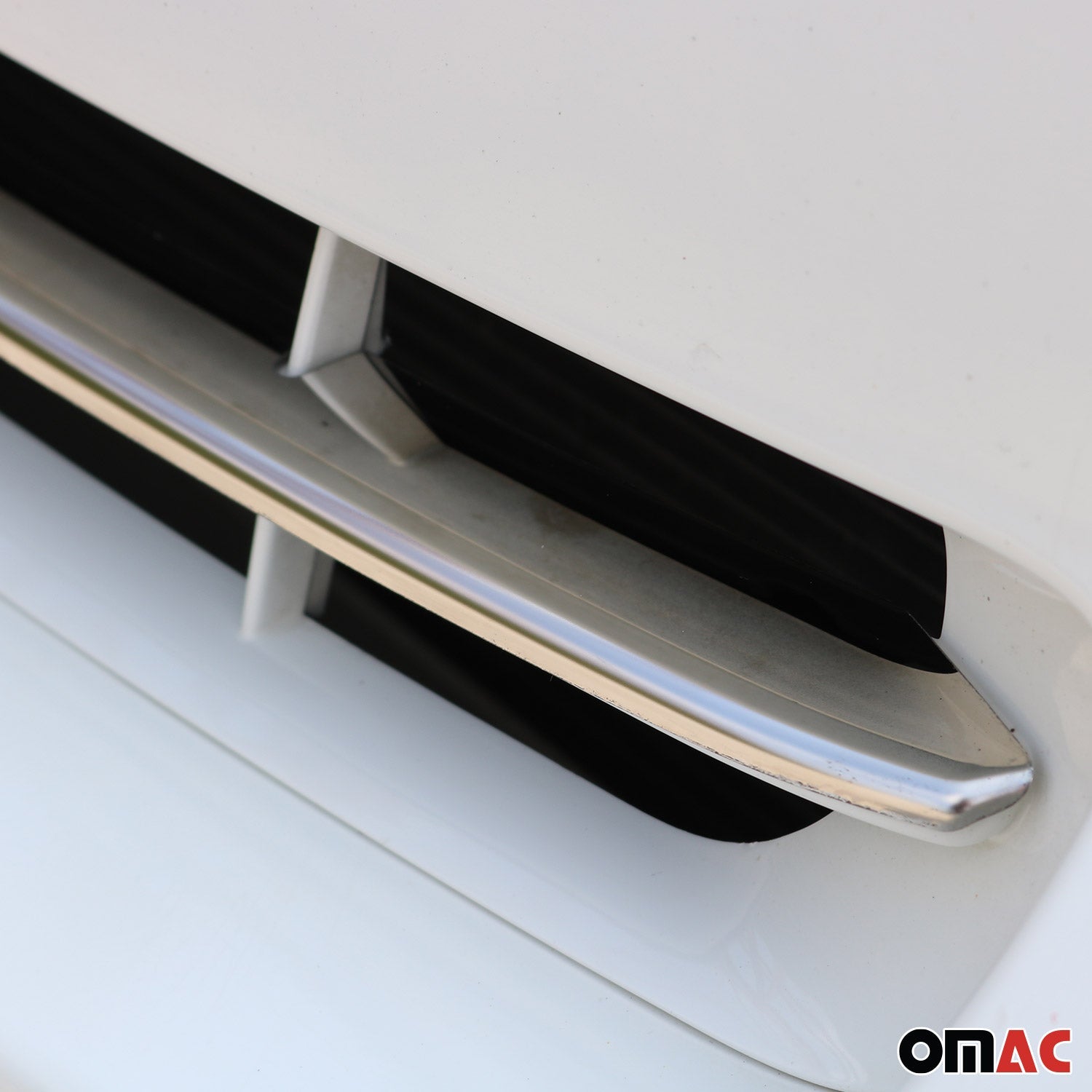 2016-2018 Fiat 500X Front Bumper Trim Molding Stainless Steel Silver 1 Pc