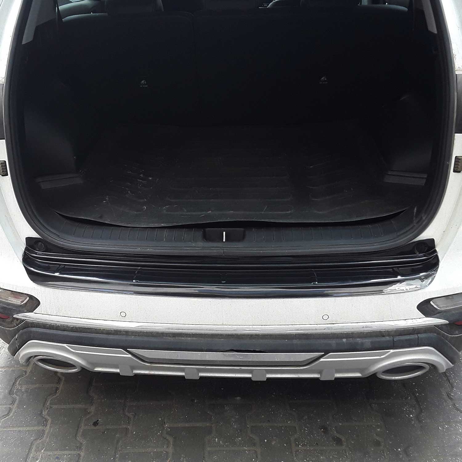 2017-2019 Kia Sportage Rear Bumper Guard Acrylic Black