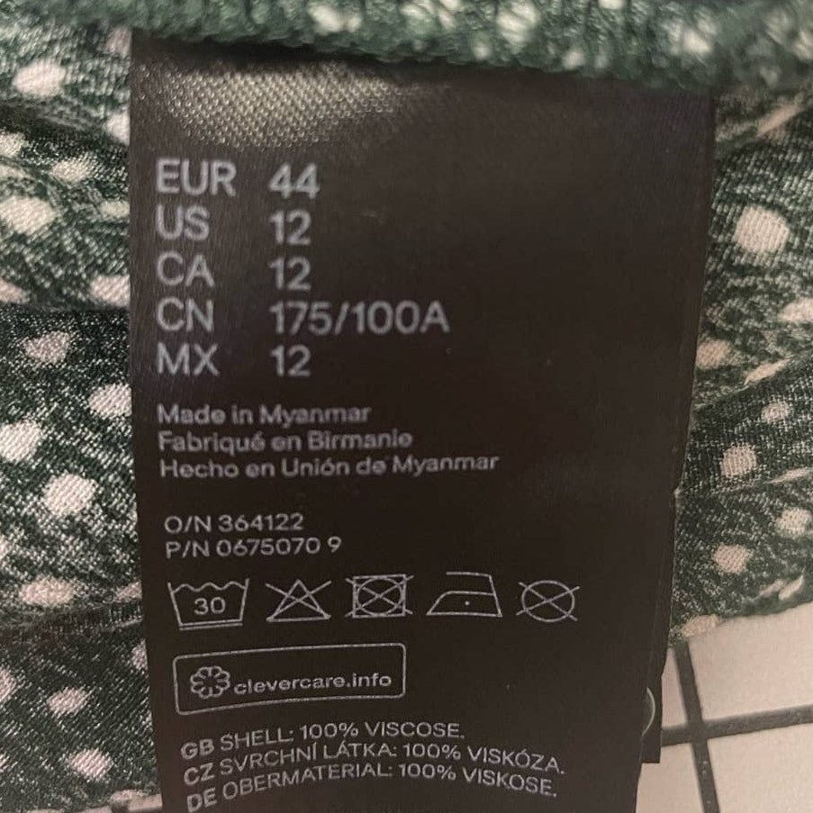 H&M Womens Size 12 100% Viscose Long Sleeve Forest Green Polka Dot Blouse Top