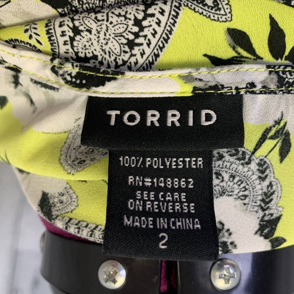 Torrid Size 2 2X Flowy Floral Paisley Adjustable Spaghetti Strap Sleeveless Top