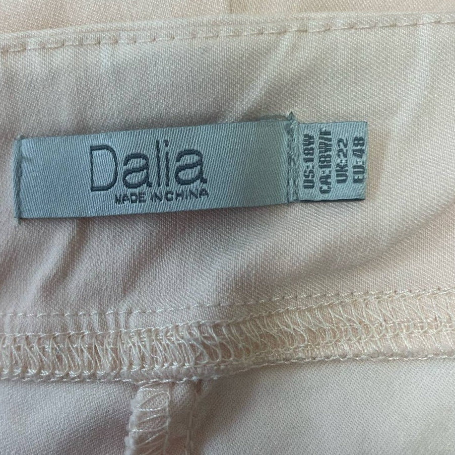 Dalia Size 18W Pale Pink Rayon Blend Elastic Waist Pull On Pants Faux Pockets