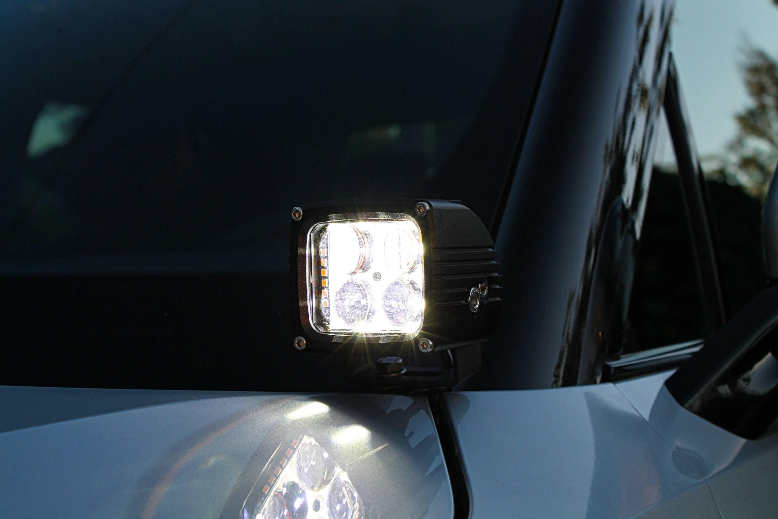 2023+ Rivian Hood Mount/Ditch Lights